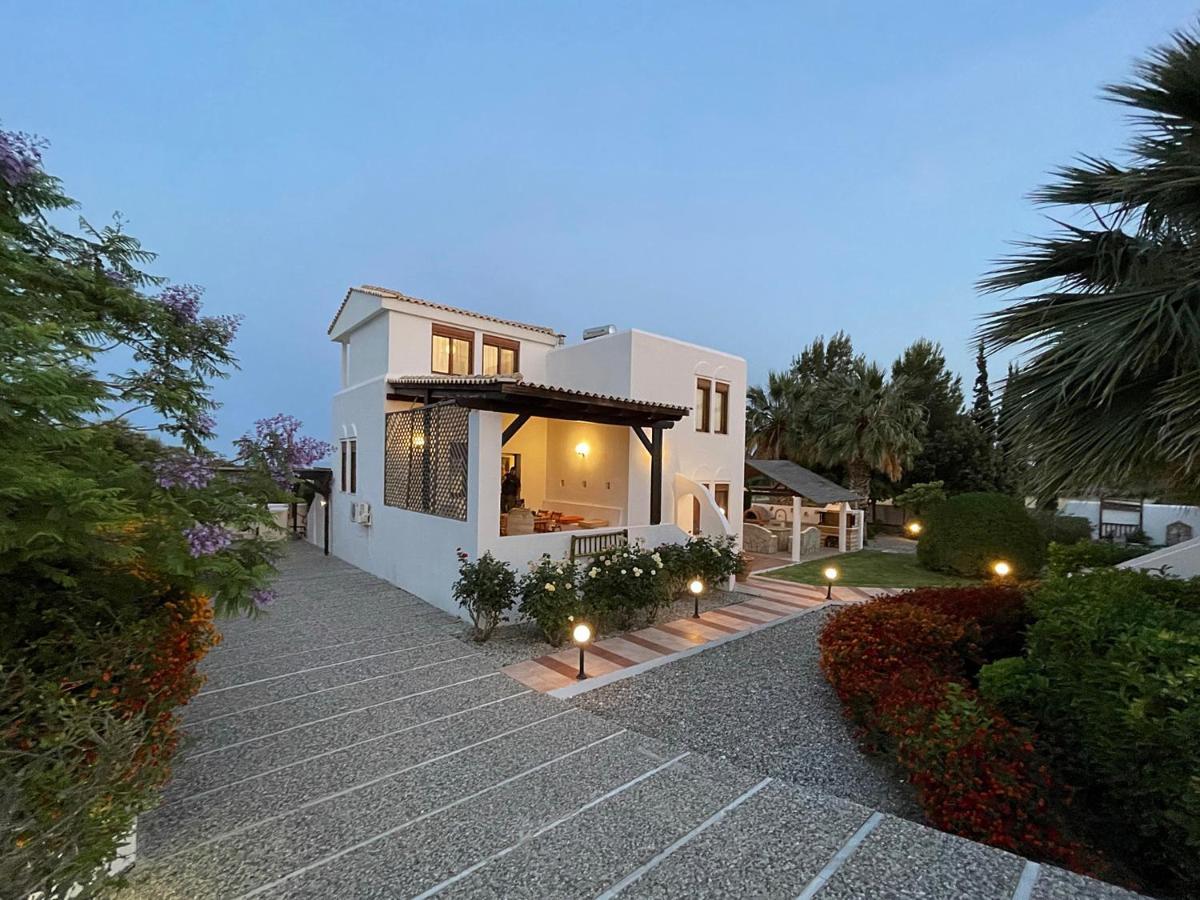 Tramonto Blue Villa Gennadi Bagian luar foto